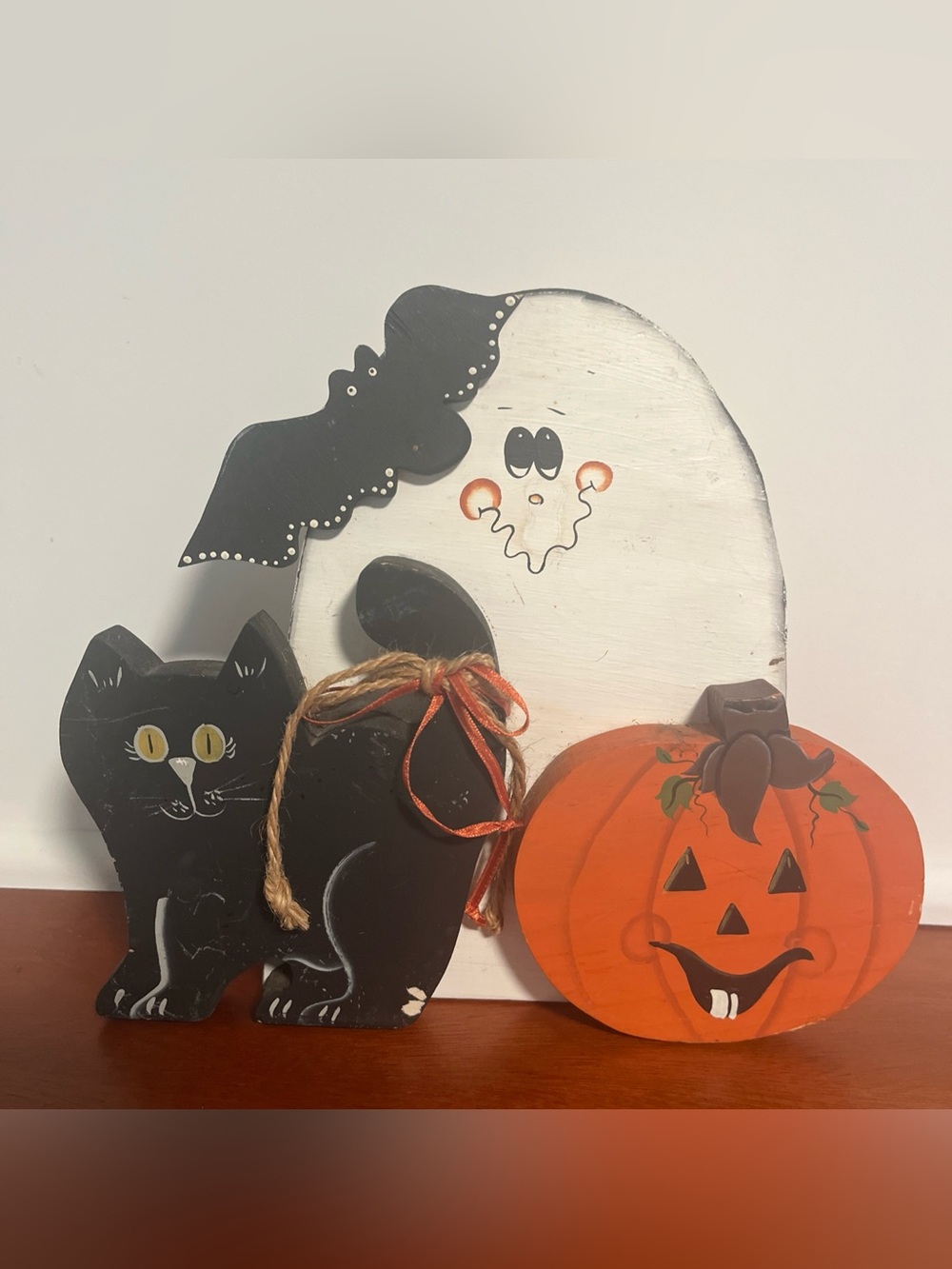 Hand Painted Wood Ghost Bat Pumpkin Black Cat Halloween decoration Hang Or Stand